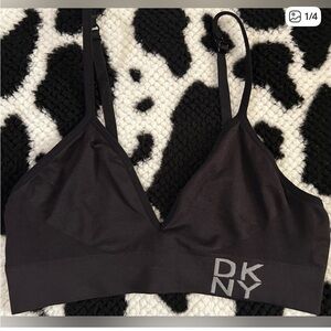 🖤 DKNY Black Bralette Size Small 🖤